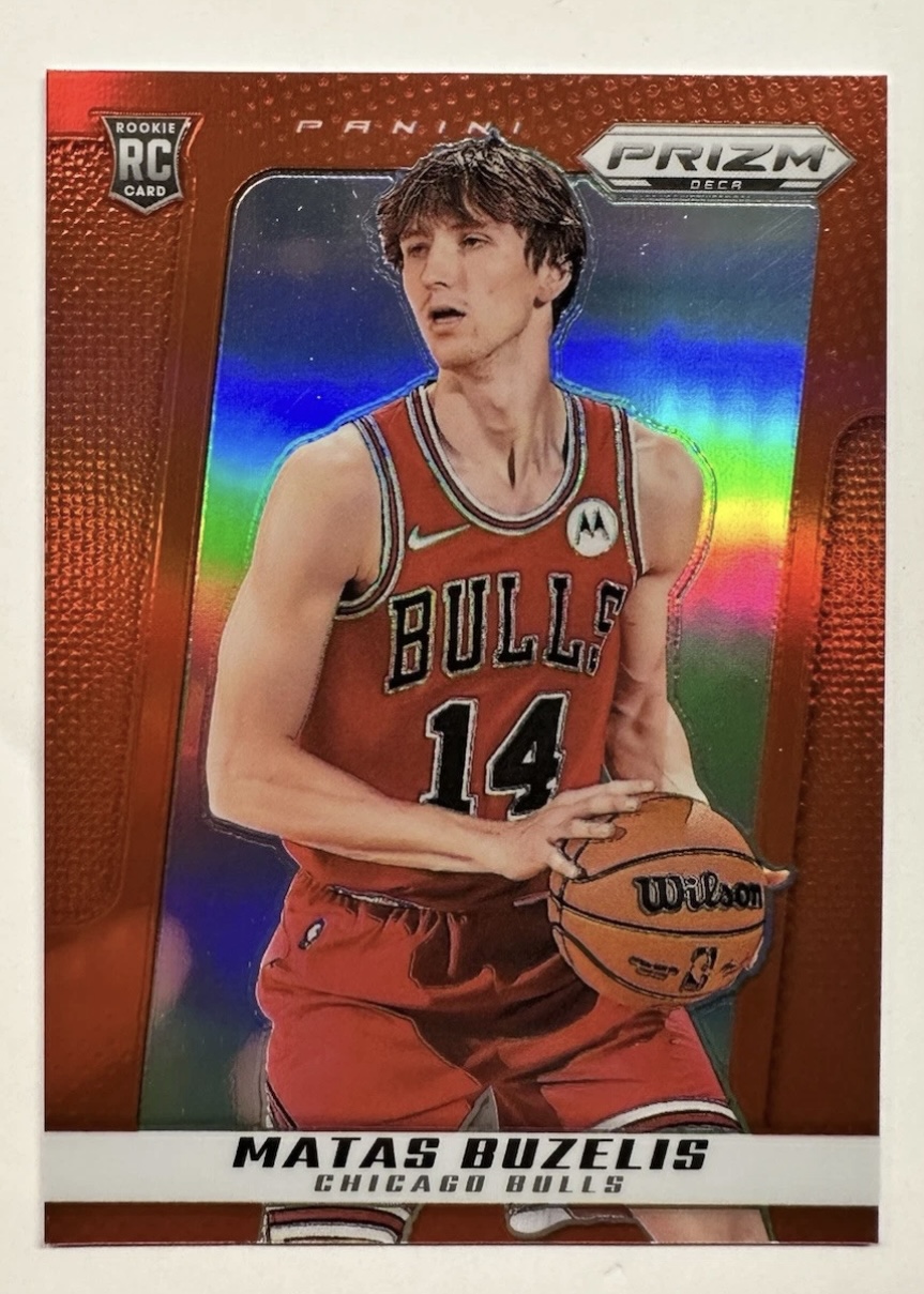 2024-25 Panini Prizm Deca — Base Rookie — Matas Buzelis #71 — Red Prizm /199 實物相