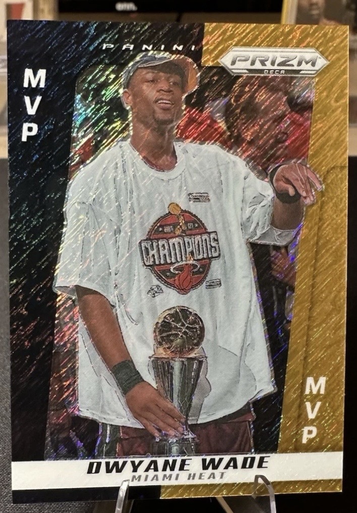 2024-25 Panini Prizm Deca — MVP Award Winners — Dwyane Wade #299 — Black Gold Shimmer FOTL Prizm /8 實物相